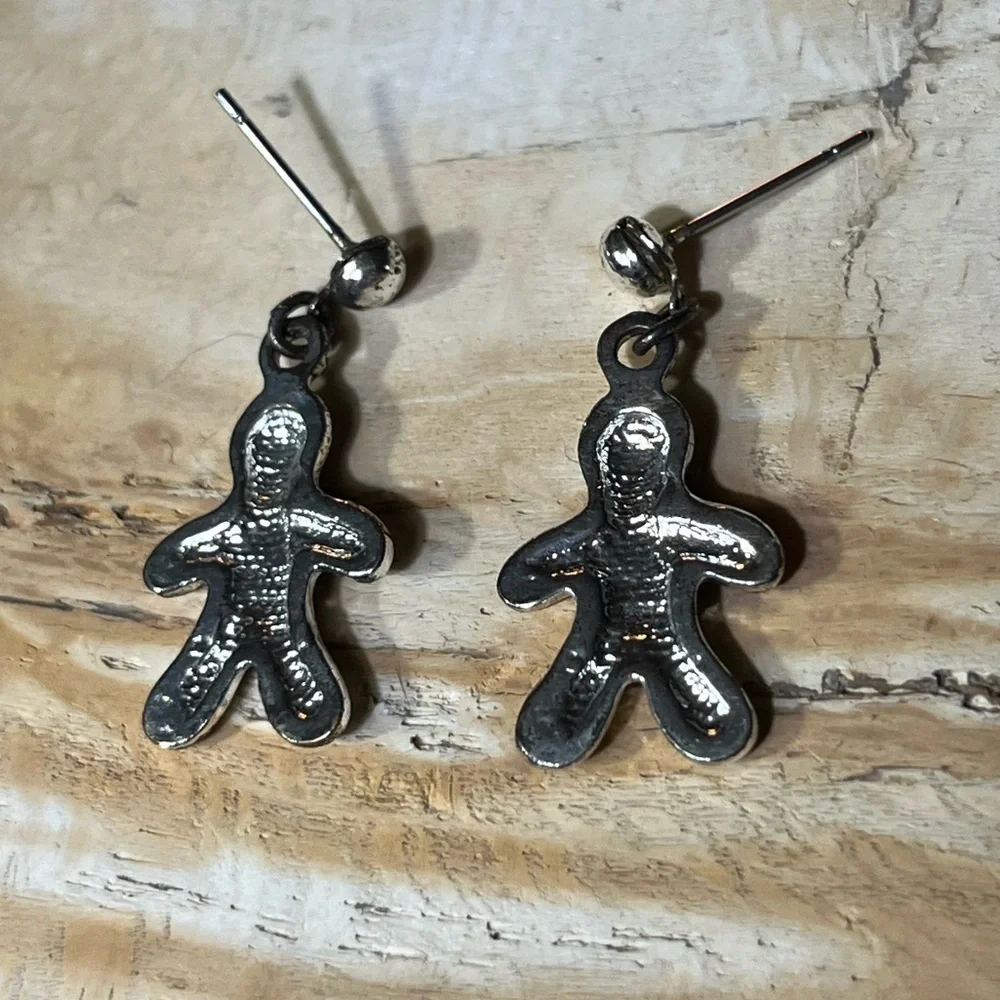 🎄 Gingerbread Boy Holiday Earrings